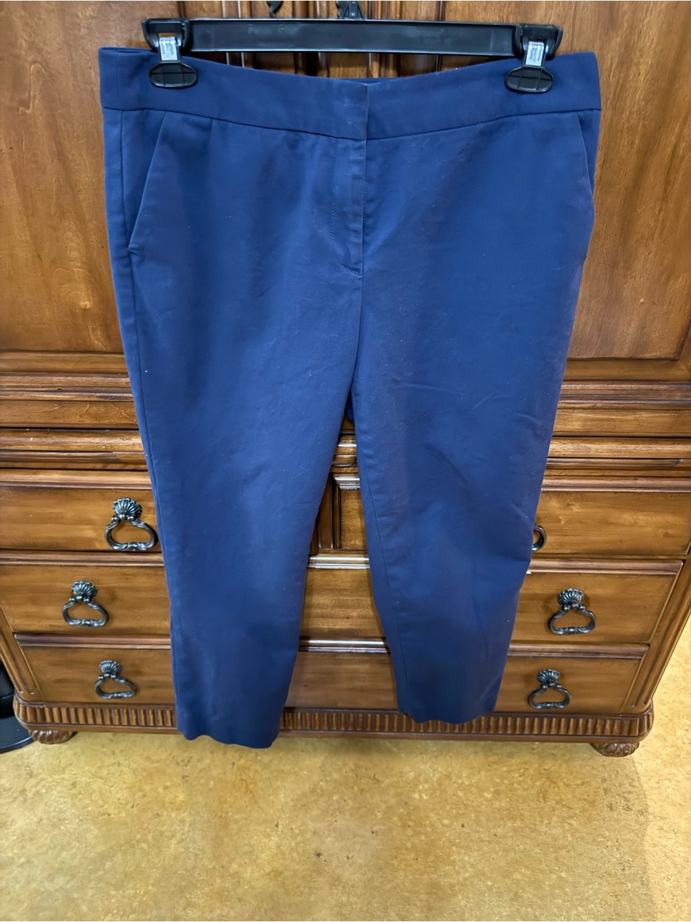 Anne Klein Navy Cropped Ankle Pants